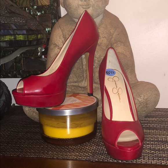 Red Hot🌶 - Picture 2 of 7